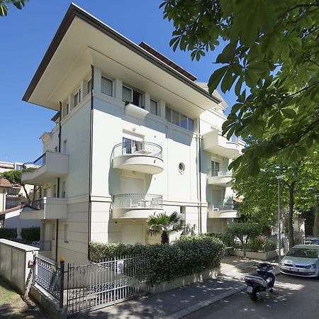Residence Hamilton Riccione Dış mekan fotoğraf