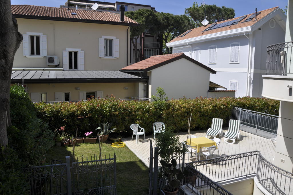 Residence Hamilton Riccione Dış mekan fotoğraf
