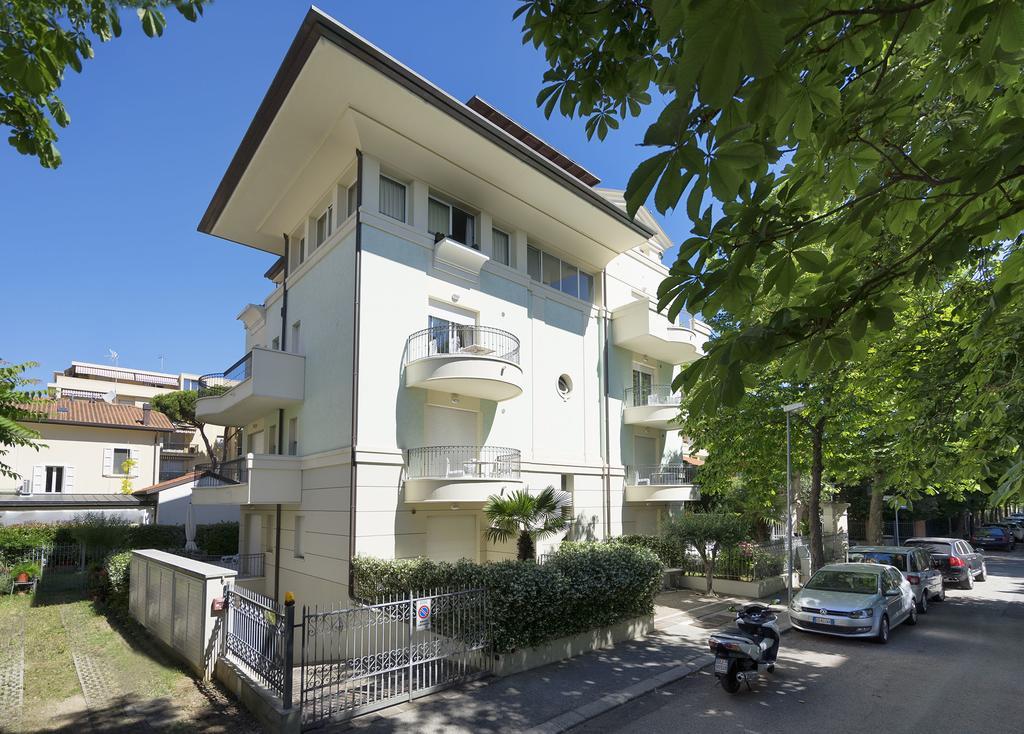Residence Hamilton Riccione Dış mekan fotoğraf