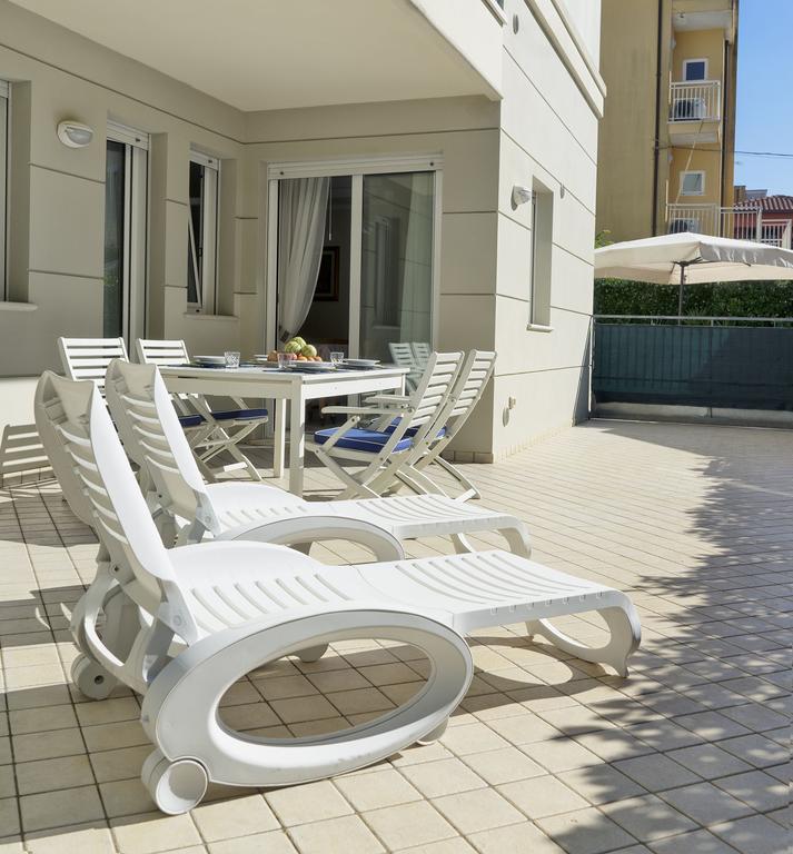 Residence Hamilton Riccione Dış mekan fotoğraf